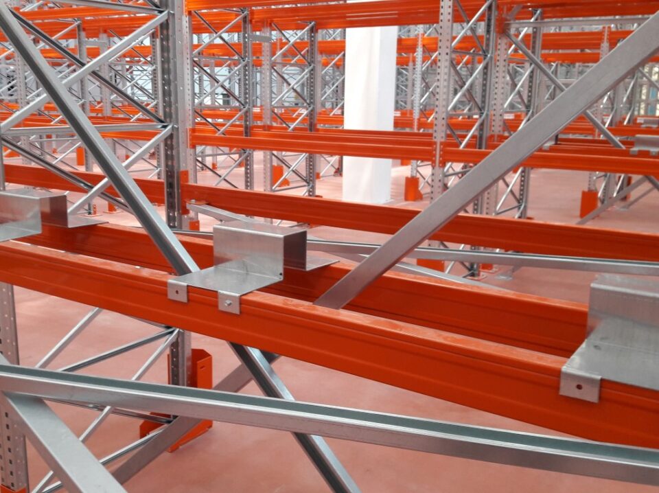 TECHNA CONVENTIONAL PALLET RACKING - Mec System