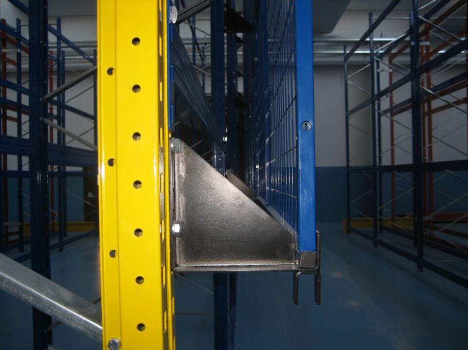 TECHNA CONVENTIONAL PALLET RACKING - Mec System
