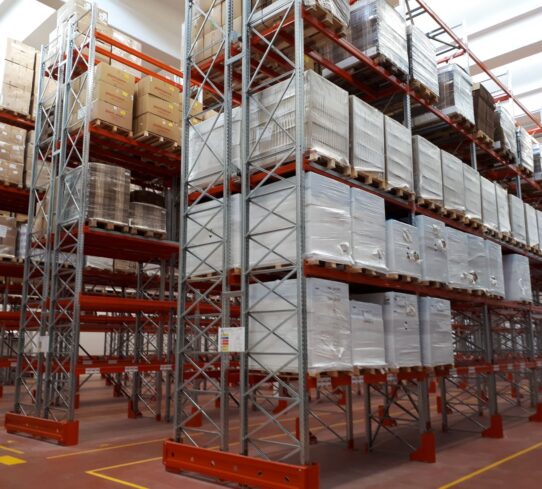 Produzione Scaffalatura porta pallet convenzionale per magazzini.jpg 3