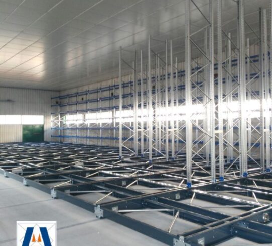 scaffalature basi mobili a ripiani o porta pallet 2 768x1024 1