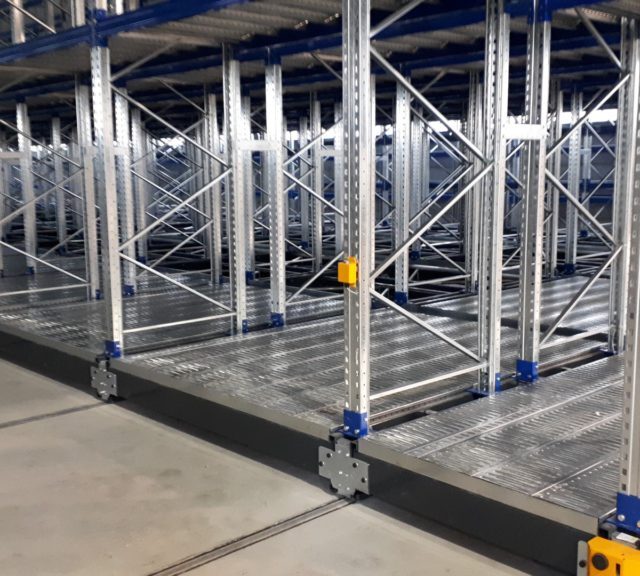 MOBILE BASE RACKS - Mec System